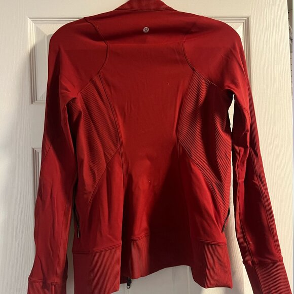 Lulu lemon jacket - Picture 3 of 3